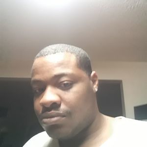 Meet your Posher, Devin